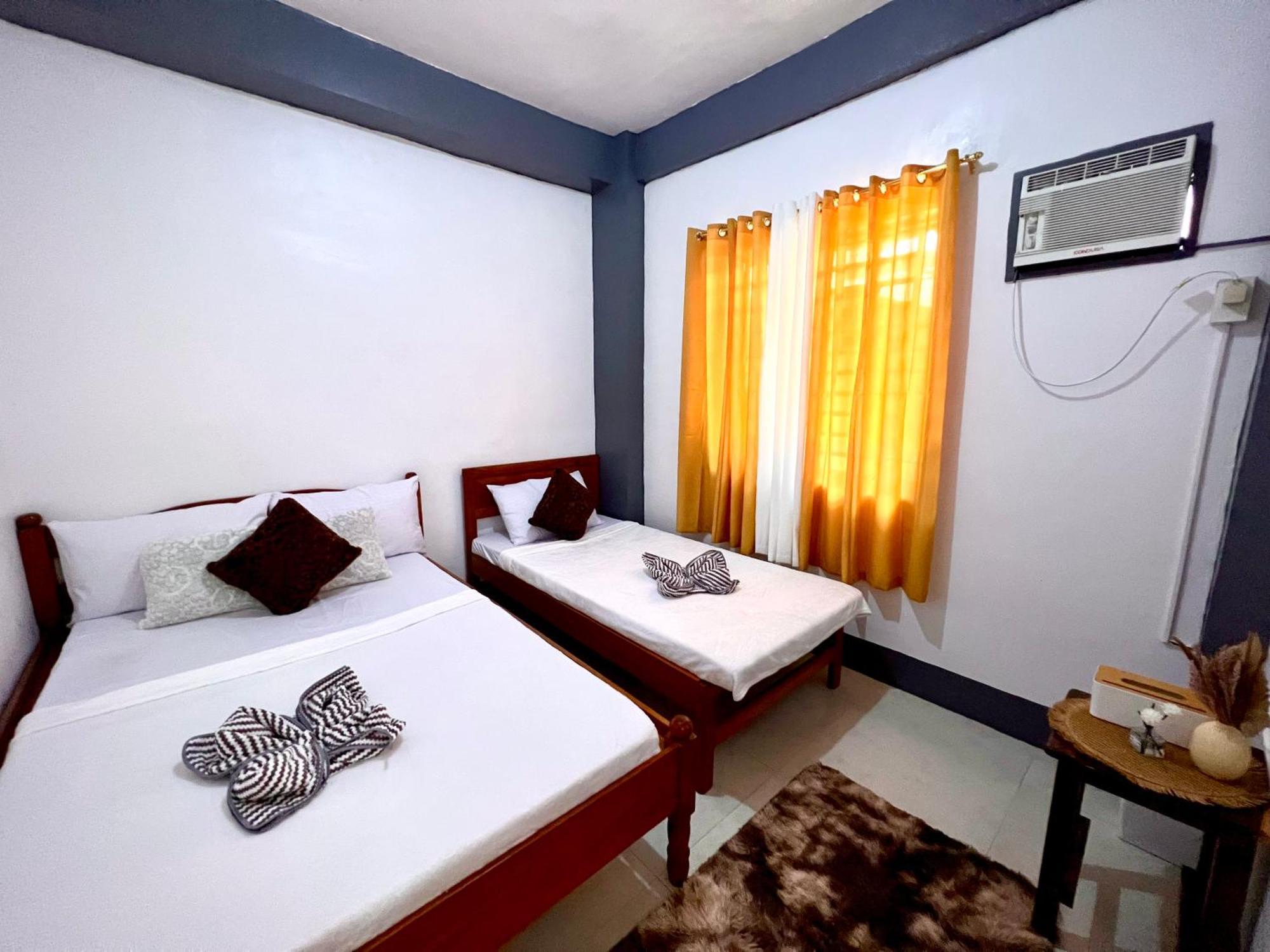 Eighty8 Tourist Inn كورون المظهر الخارجي الصورة