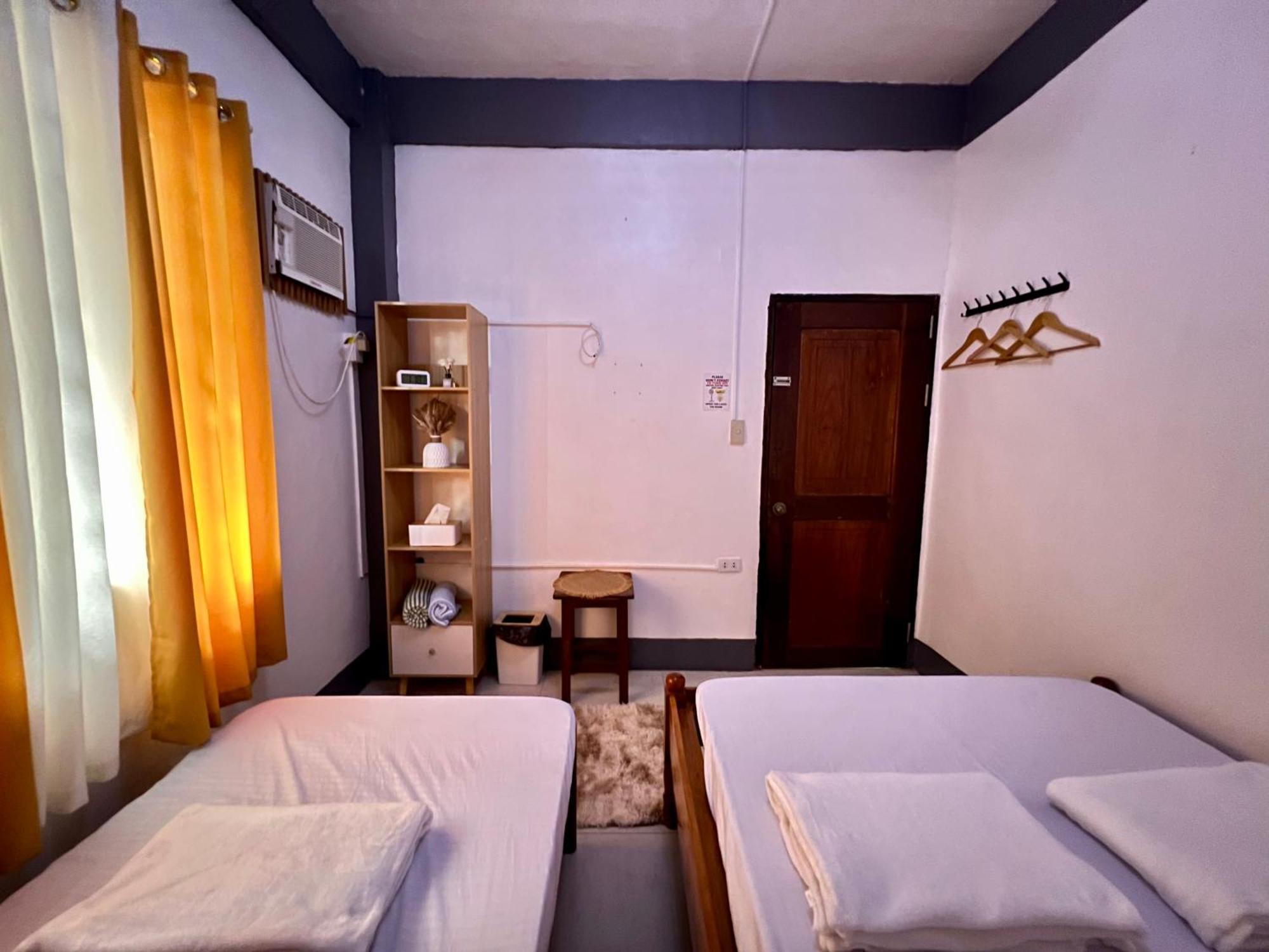 Eighty8 Tourist Inn كورون المظهر الخارجي الصورة
